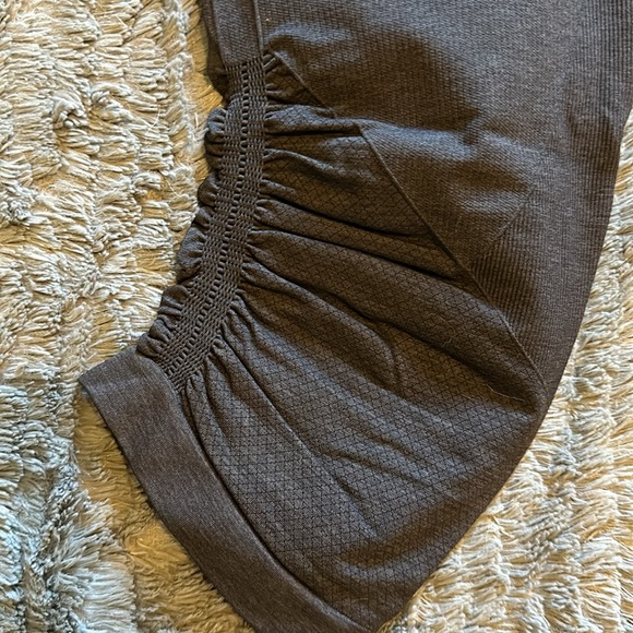 Lululemon In the Flow Crop Leggings - Picture 4 of 5